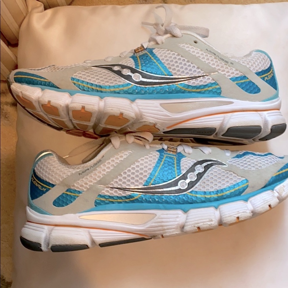Saucony Pro Grid/ Flexfilm/mirage sneakers size 9